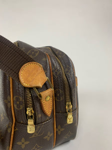 Louis Vuitton Reporter PM