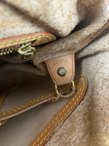 Louis Vuitton Bucket MM
