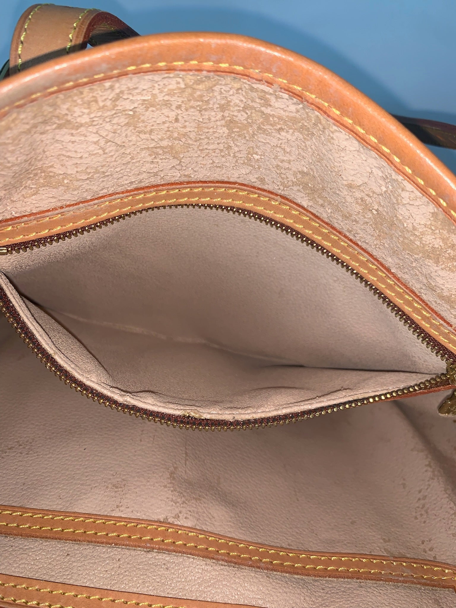 Louis Vuitton Bucket MM