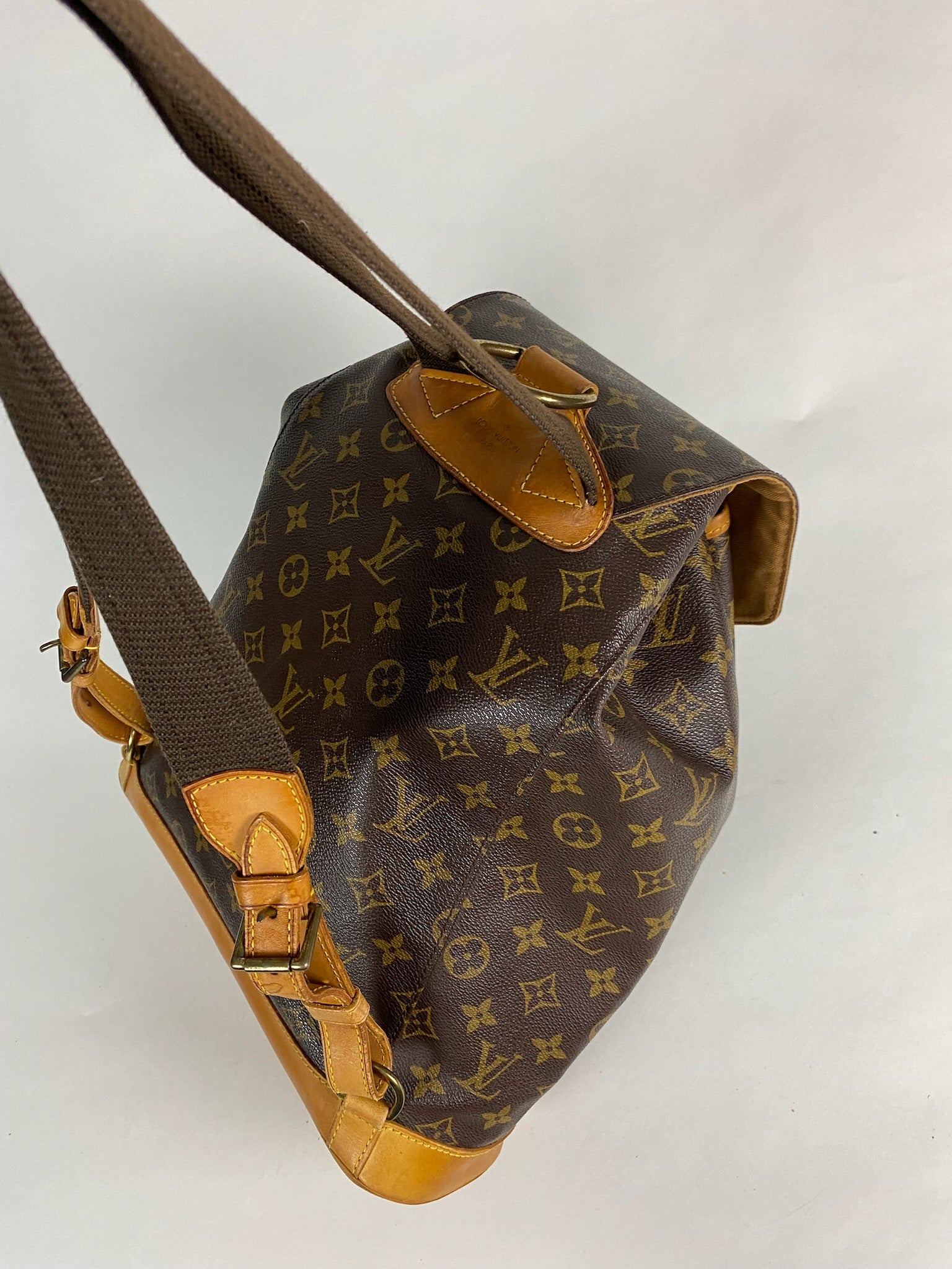 Louis Vuitton Montsouris GM