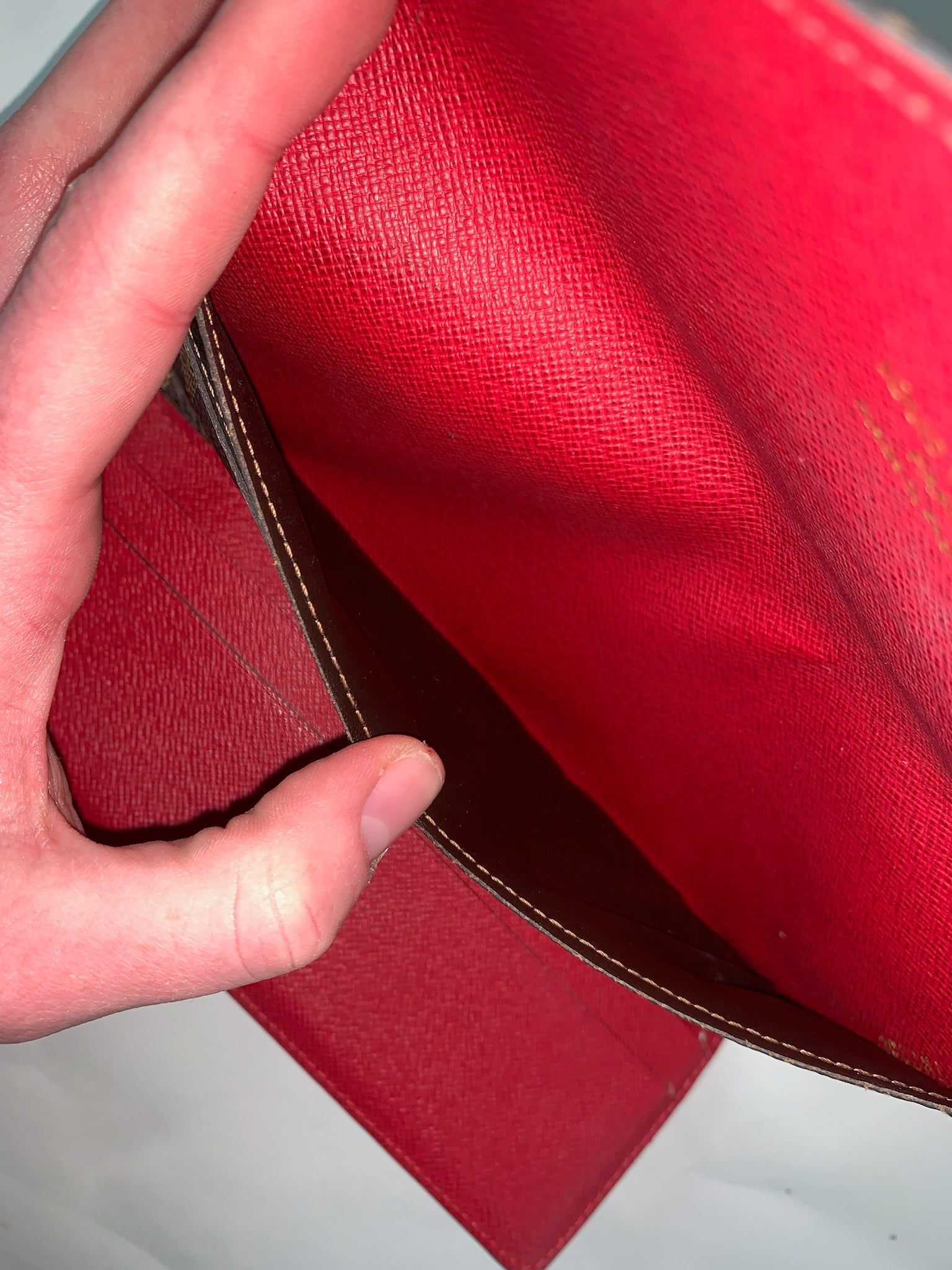 Louis Vuitton Sarah Geldbörse Damier