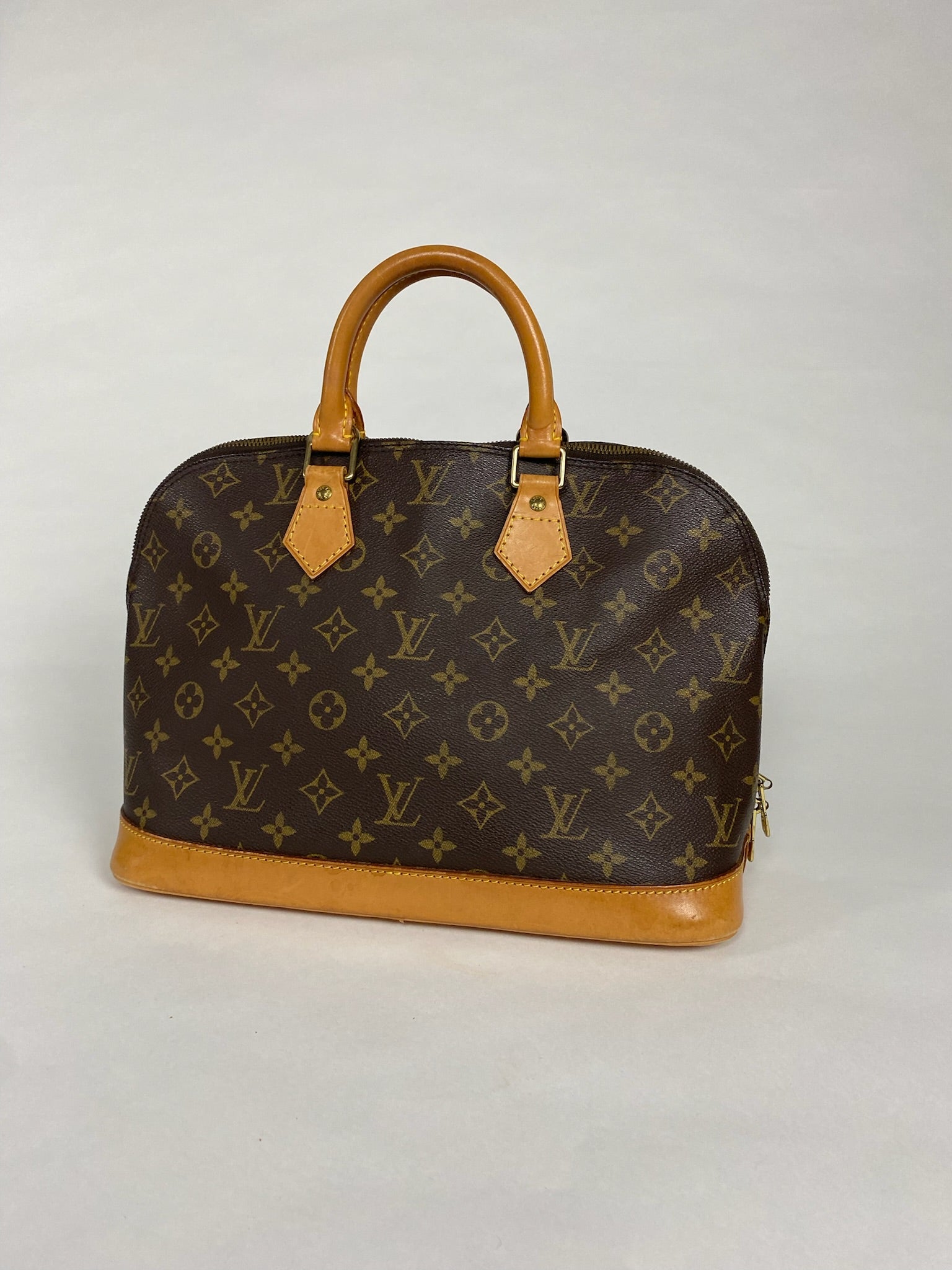 Louis Vuitton Alma