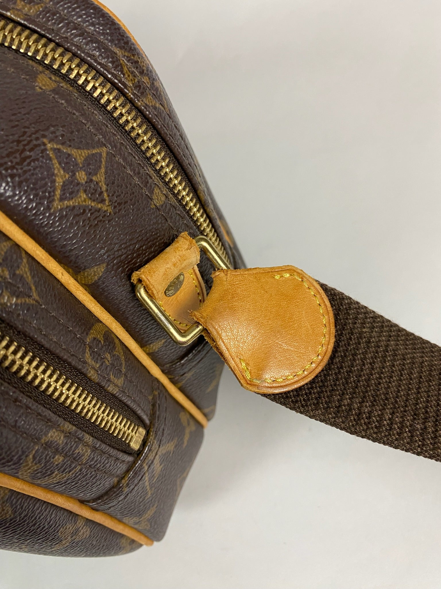 Louis Vuitton Reporter PM