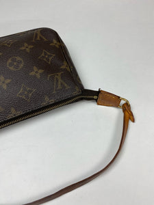 Louis Vuitton Pochette Accessoires