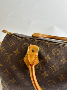 Louis Vuitton Speedy 30