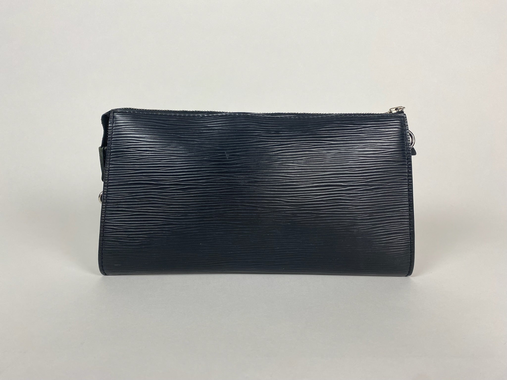 Louis Vuitton Epi-Leder Pochette